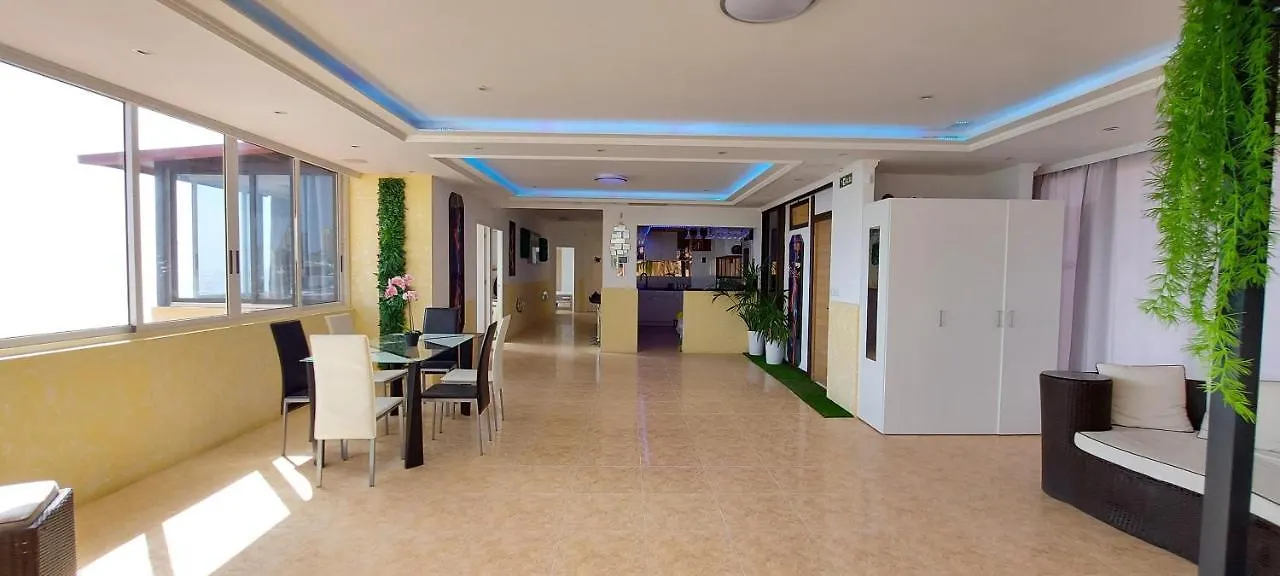 First Line Of The Ocean, 3 Bedrooms & Free Wifi 플라야데라스아메리카스
